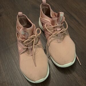 Reebok Women's Athletic Shoes in Light Pink